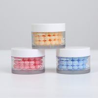 Capsules de liposomes hydratants pour le visage en capsule dorée à la vitamine C profonde pour les rides gel transparent pour l'éclat de la peau hydratation