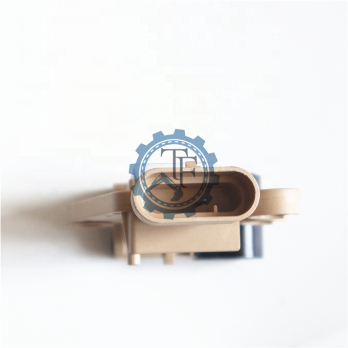 専用品です‼️ EXCAVATOR 2614411-1 IC REGULATOR of ALTERNATOR 0.15KG for