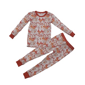 Qingli OEM No Tariff Surprise Mystery Box Ensemble de pyjamas pour garçons Noël Prêt à expédier Pyjamas en bambou pour filles - Product Image 5
