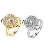 Anillo Abierto de Trébol Redondo con Pavé Completo de Circonitas Blancas Delicadas, de Latón Bañado en Tono Dorado, Giratorio Antiestrés, Nueva Joyería con Encanto para Uso Diario