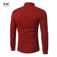 Chemise en jean OEM/ODM décontractée et habillée à manches longues noire grande taille blanche unie pour homme avec design plissé