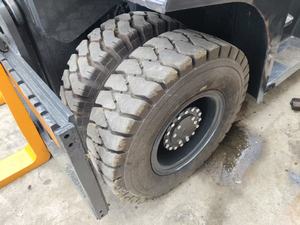 รถยก7ตัน TCM: ออกแบบมาเพื่อรับมือกับความท้าทายทางอุตสาหกรรมที่ยากที่สุดรถยกญี่ปุ่นขนาด7ตันเครื่องยนต์ดีเซล - Product Image 6