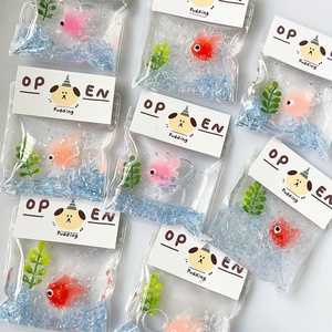 Produit phare : Jouet anti-stress Squishy <span class=keywords><strong>Poisson</strong></span> <span class=keywords><strong>Rouge</strong></span> Coloré, à récupération lente, en PVC ultra-doux, texture aquatique, jouet à presser à bulles - Product Image 3