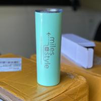 Gobelet isotherme droit et fin de 20 oz, personnalisable, avec impression UV, double paroi sous vide, de qualité supérieure, pour promotion
