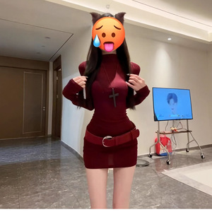 Korean Style Sexy High Neck Red Long Sleeve Bodycon Dress Turtleneck Tight Fit Short Skirt For Autumn City Commuting - Product Image 2