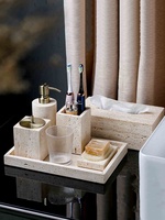 STONEKOCC Wabi Sabi Plateau en marbre naturel et travertin, Flacon de désinfectant pour les mains, Boîte à mouchoirs, Distributeur de savon, Ensemble de salle de bain