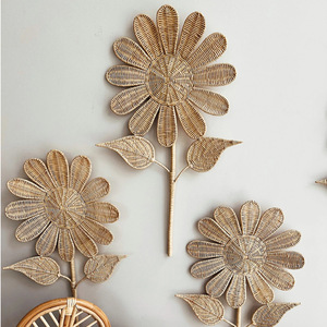 Adorno de pared de girasol de ratán tejido a mano para decoración del hogar, sala de estar, dormitorio - Product Image 1