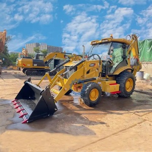 CAT420F 98% NEUF à bas prix avec flèche télescopique, 4x4, godet, cabine premium, multi-usage ultime, faible nombre d'heures, garantie 1 an avec CE/EPA - Product Image 3