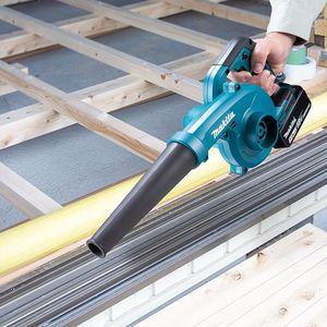<span class=keywords><strong>Souffleur</strong></span> industriel sans fil <span class=keywords><strong>Makita</strong></span> DUB185Z 18V à <span class=keywords><strong>batterie</strong></span>, moteur à balais, corps d'outil uniquement, pression de vent 120 psi, 185 CFM - Product Image 3