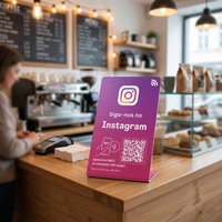 Support de table NFC en PVC |    Support d'affichage de menu NFC en PVC souple avec impression de logo, code QR et avis sur les réseaux sociaux