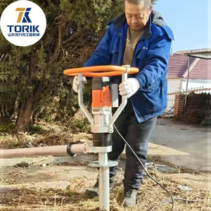 휴대용 전기 모터 파일 드라이버 고효율 및 하중 모멘트 미니 태양광 지면 스크류 드라이버 - Product Image 1