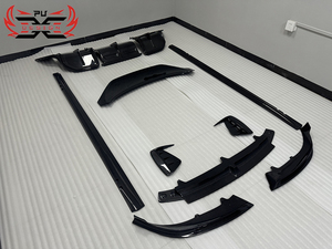 Kit Carrozzeria Stile F in Fibra di Carbonio Secca per <span class=keywords><strong>Audi</strong></span> <span class=keywords><strong>E</strong></span>-<span class=keywords><strong>TRON</strong></span> <span class=keywords><strong>GT</strong></span>: Paraurti, Labbro Anteriore, Prese d'Aria Anteriori, Minigonne Laterali, Diffusore Posteriore, Alettone - Product Image 6