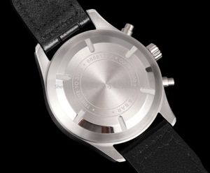Nuevo Modelo de Reloj Mecánico para Hombre con Esfera Negra y Cristal de Zafiro - Product Image 5