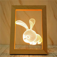 Cadre photo en bois LED avec veilleuse, design contemporain, alimenté par USB, lumière blanc chaud à intensité variable pour la décoration de la maison et de l'hôtel