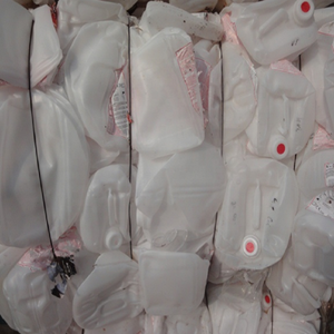 HDPE Milk Bottles Scrap/HDPE Plastic Scrap/HDPE Milk Bottle Regrind