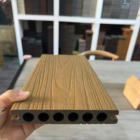 Tarima Compuesta para Piscina, Impermeable, de Primera Calidad, con Acabado de Madera 3D, Coextrusión de una Sola Cara
