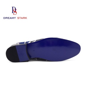 Nouvelles Chaussures Oxford de Mariage pour Hommes en Cuir Véritable, Confortables et Légères, Façonnées à la Main, de Haute Qualité, avec Logo Personnalisé, Collection Printemps-Automne - Product Image 4