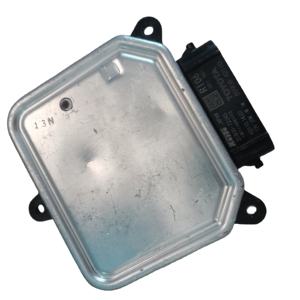Módulo <span class=keywords><strong>de</strong></span> Control <span class=keywords><strong>de</strong></span> Balasto para Faros LED Original Usado 89907-42110 89908-42110 para Subaru Solterra 2023-2024 - Product Image 1