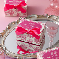 Boîte à bonbons élégante avec nœud en ruban pour fête de mariage printanière, emballage cadeau pour la fête des mères, boîte à bonbons de mariage facile à plier et à transporter