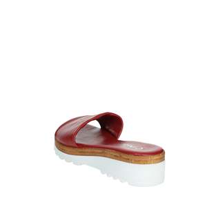 Sandalias de plataforma Cinzia Soft Donna Ciabatta Bassa Rosso, de cuero, sin cordones, para mujer. - Product Image 1
