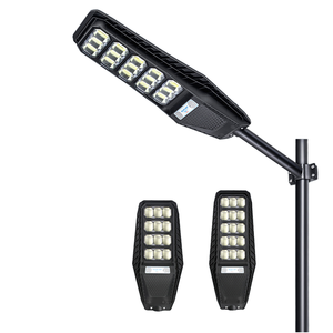 ไฟถนนโซลาร์ LED กันน้ำ IP66 1000W 1200W 1500W 1800W ตัวเรือนอะลูมิเนียม แบตเตอรี่ลิเธียมไอรอนฟอสเฟต สำหรับถนนและสวน - Product Image 1
