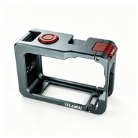 Kit Cage Métallique en Aluminium + Poignée pour Caméra DJI Osmo Action 6 avec Bouton Déclencheur, Griffe Porte-Accessoire, Interface Vis 1/4''