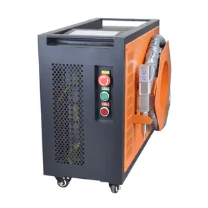 เครื่องเชื่อมเลเซอร์แบบ3 in 1 2000W แบบพกพาเครื่องเชื่อมเลเซอร์ CNC แบบมือถือ