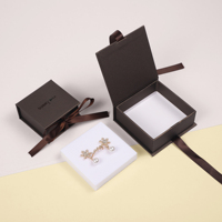 Boîte cadeau de bijoux OEM Sunny Pack, boîtes de bijoux de marque de luxe en papier magnétique avec logo personnalisé emballage en brun chocolat