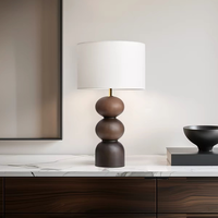 Lampe de chevet moderne nordique avec base en bois et abat-jour en tissu pour chambre à coucher, salon, hôtel, villa de luxe, décoration de table de chevet