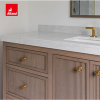 Meuble de salle de bain haut de gamme, armoire à linge étroite, style Shaker, en chêne blanc rainuré, avec panneaux cannelés, pour salle de bain de luxe