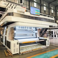 Machine de soufflage de film co-extrudé automatique à trois couches pour emballages robustes et alimentaires, avec enroulement à interstice central et rendement élevé