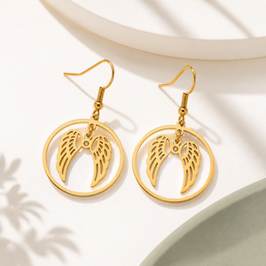 Boucles d'oreilles pendantes Ailes d'Ange en Acier Inoxydable Plaqué Or 14K par Galvanoplastie Sous Vide, Cercle Ajoure, 23 x 28 mm, 3,7 g - Product Image 1