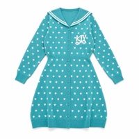 Robe en tricot pour femmes grandes tailles OEM ODM, col marin rayé, jacquard à motifs de cœurs, robe mi-longue entièrement boutonnée pour femmes