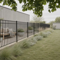 Panneaux de clôture de jardin en aluminium noir à sommet plat, revêtement poudré, clôture ornementale en aluminium à piquets pour la clôture de la cour arrière résidentielle et des villas