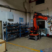 Robot de soudage par points KUKA pour châssis automobiles, ateliers de structures métalliques et lignes de soudage industrielles à haute efficacité