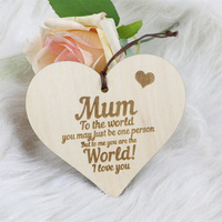 Pendentif coeur d'amour en bois personnalisé découpé au laser et cadeau créatif de travail d'impression UV