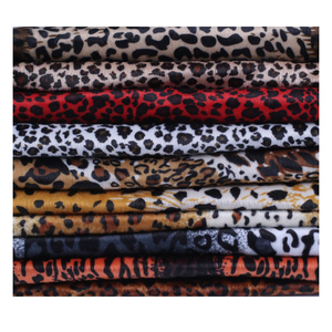 Échantillon gratuit de tissu en velours imprimé léopard animal en <span class=keywords><strong>fausse</strong></span> <span class=keywords><strong>fourrure</strong></span> super doux et confortable en polyester et élasthanne - Product Image 1