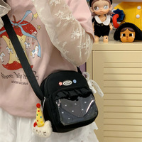 OEM/ODM pour Sac à bandoulière et sacoche de rangement transparente à fenêtre, avec fermeture éclair à bouton fantaisie, pour un style mignon et animé sur le thème de l'anime, idéal pour l'été