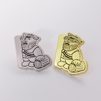 Pin de Esmalte Duro Personalizado al por Mayor de Fábrica, con Forma de Figura de Dibujos Animados, para Regalo de Eventos, Insignia Metálica Personalizada de Calidad Premium