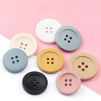 Kancing Resin Plastik 4 Lubang Ukuran Besar Pinggiran Lebar, Warna-Warni, Matte, Ramah Lingkungan, Logo Kustom, Flatback, untuk Pakaian