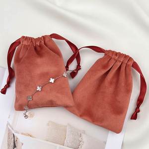 Sac à cordon en velours épais orange-rouge, pochette cadeau en flanelle douce pour bijoux, cosmétiques, cadeaux de mariage, taille/logo personnalisés - Product Image 1