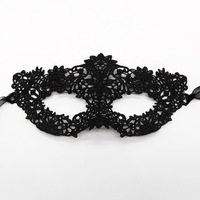 Masque de bal en dentelle demi-visage pour adulte, maquillage SM pour fêtes (Modèle SM68NR)