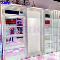 Vente en gros de jouets, présentoir et comptoir de réception pour arcade Claw Machine Shop Distributeur automatique de jouets à capsules Gashapon Machine Store