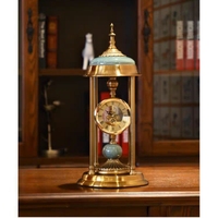 Nouvelle conception 2024, horloge de table rétro européenne de luxe, horloge silencieuse pour chambre à coucher, horloge créative de bureau, autre décoration pour la maison