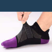 Nouveau style 5 doigts orteil chaussettes de sport logo personnalisé coton chaussettes de sport athlétique