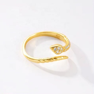 เครื่องประดับสั่งทำ เงินแท้ 925 ชุบทอง 18k แหวนงูปรับขนาดได้ ประดับเพชรคิวบิกเซอร์โคเนีย สำหรับผู้หญิง - Product Image 2