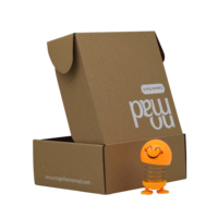 Boîtes d'emballage cadeau en carton ondulé kraft de petite taille, durables, écologiques, avec laminage mat personnalisé