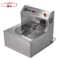 Machine automatique de table LST pour fondre et enrober le chocolat chaud en vente