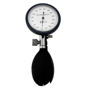 Detector de Fugas Endoscópico Universal con Inflador Manual y Manómetro para Colonoscopios, Gastroscopios y Broncoscopios - Product Image 1