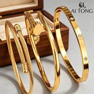 Bracciali a Polsino in Acciaio Inossidabile Placcato Oro 18K PVD con Quadrifoglio Intarsiato in Zirconi, Gioielli Regolabili alla Moda <span class=keywords><strong>per</strong></span> Donne - Product Image 5